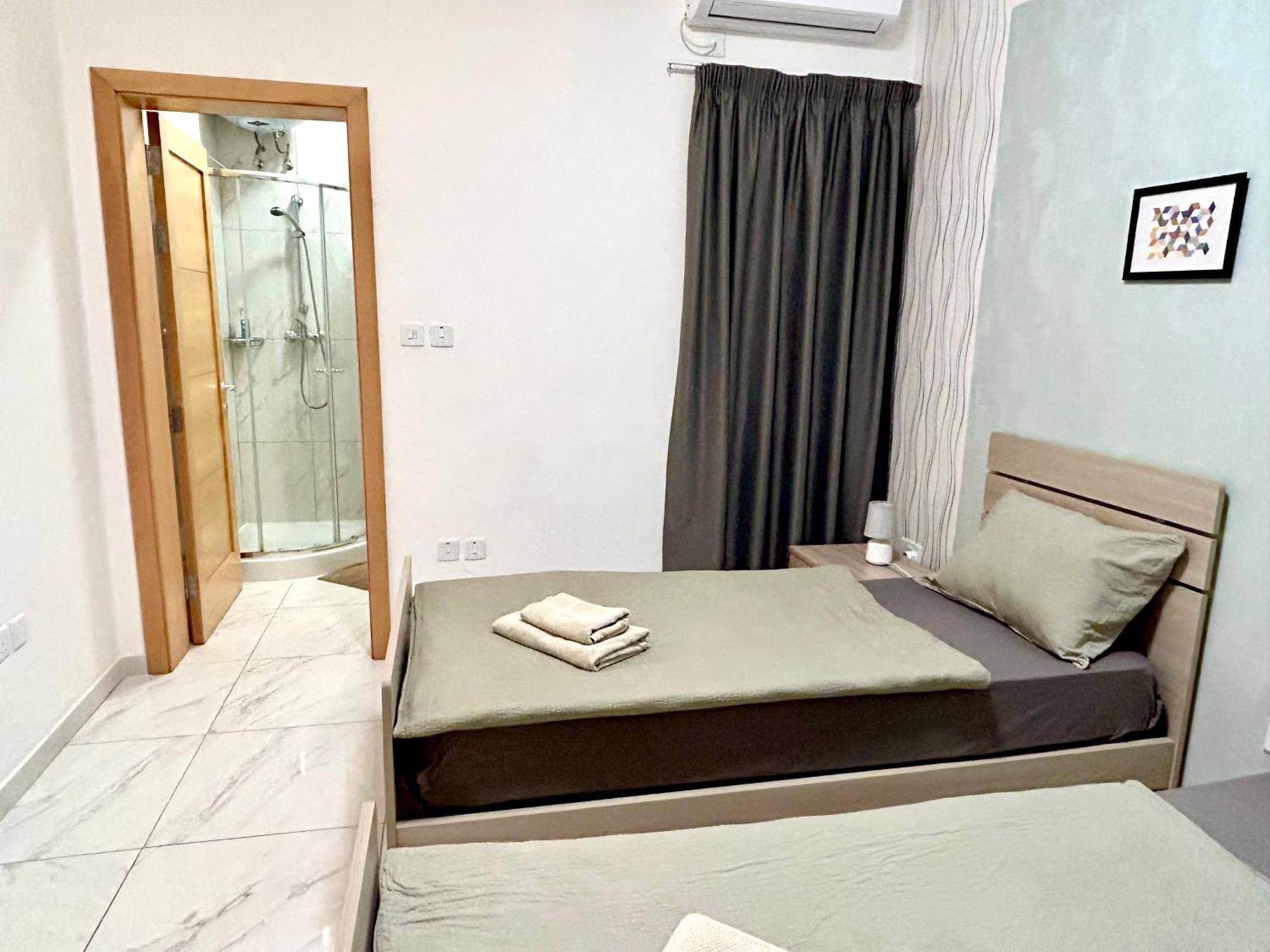 Arzella Apartments Xlendi Stylish Stay Near Beach Local Eats Ксленди Экстерьер фото