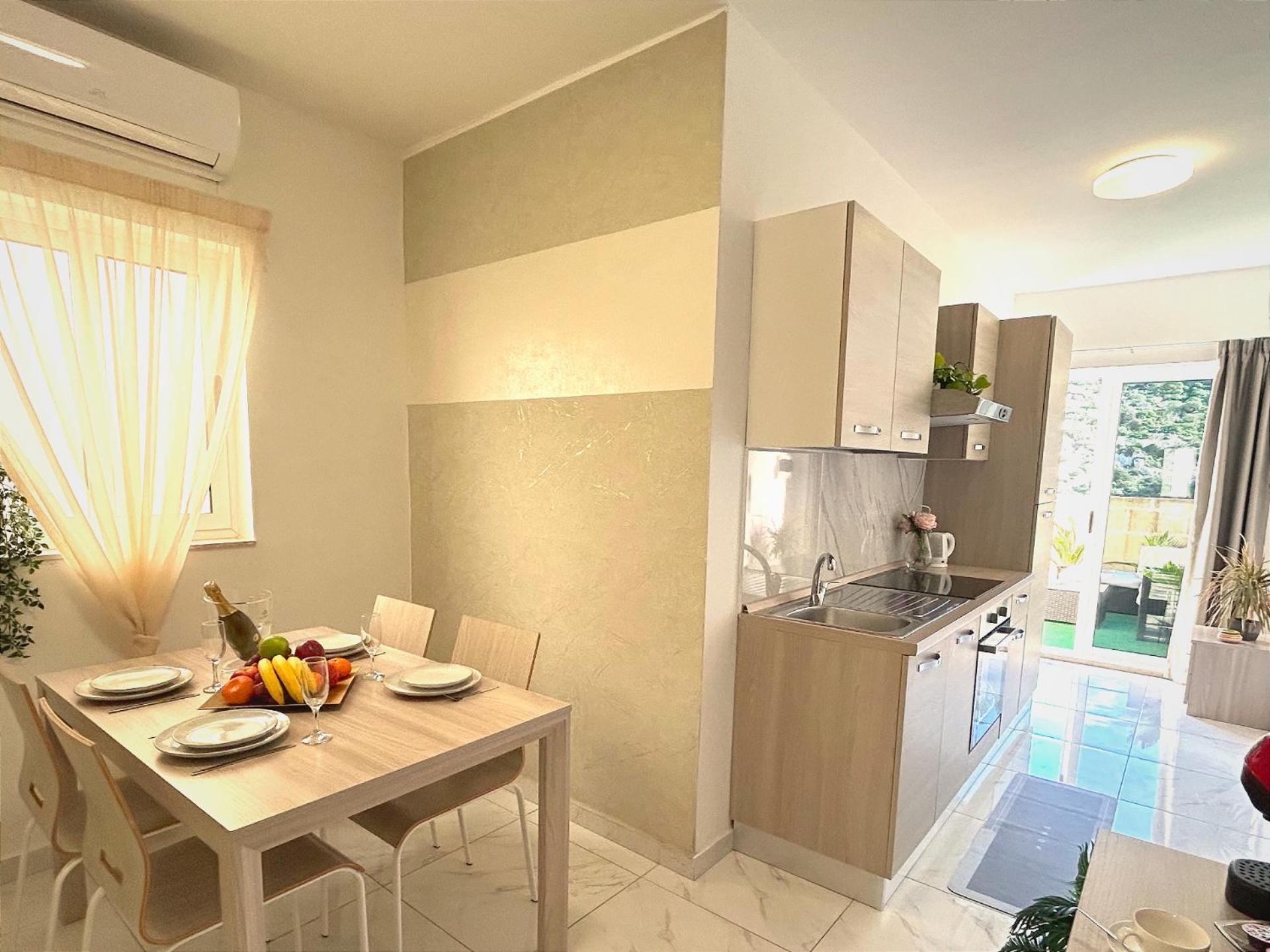 Arzella Apartments Xlendi Stylish Stay Near Beach Local Eats Ксленди Экстерьер фото