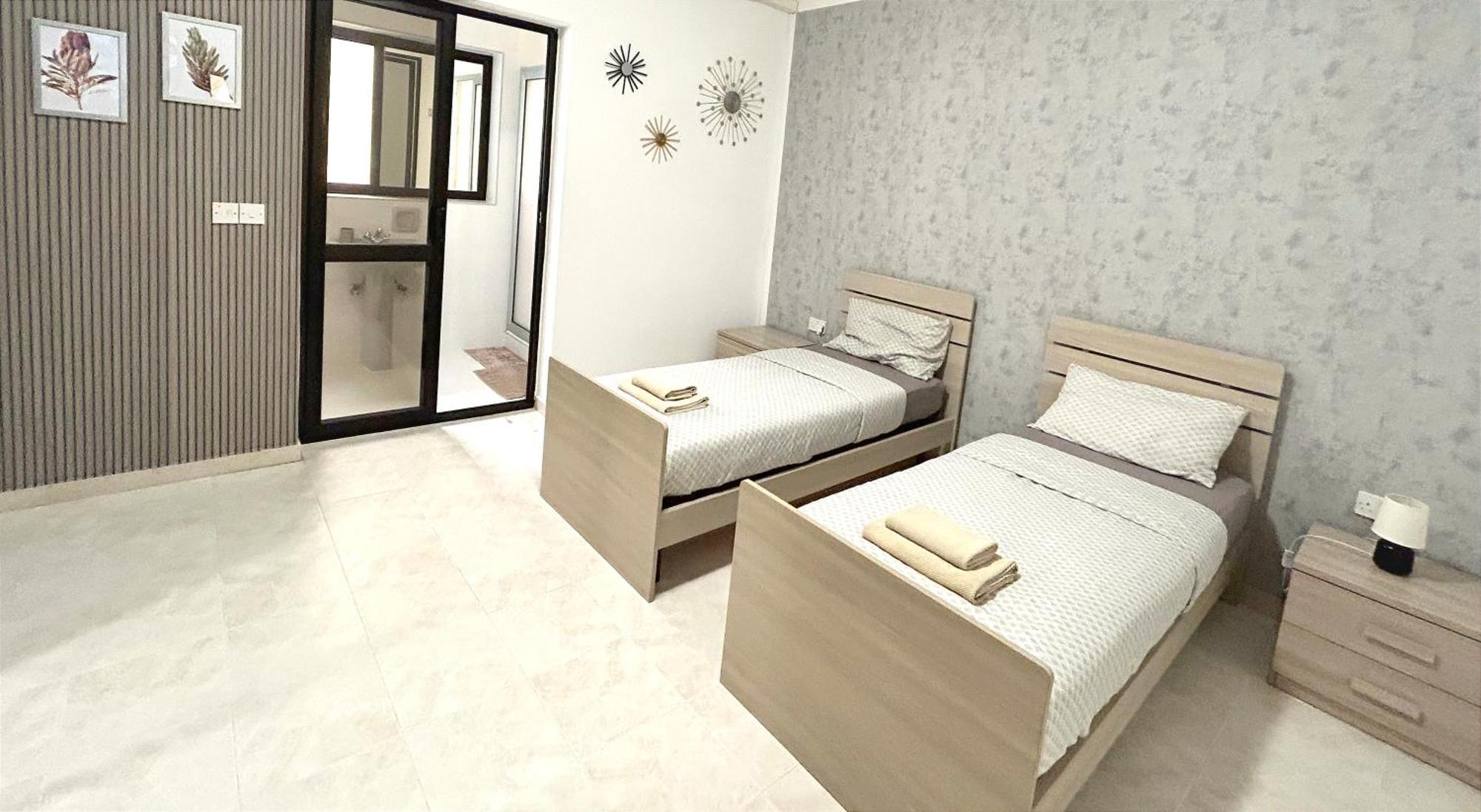 Arzella Apartments Xlendi Stylish Stay Near Beach Local Eats Ксленди Экстерьер фото